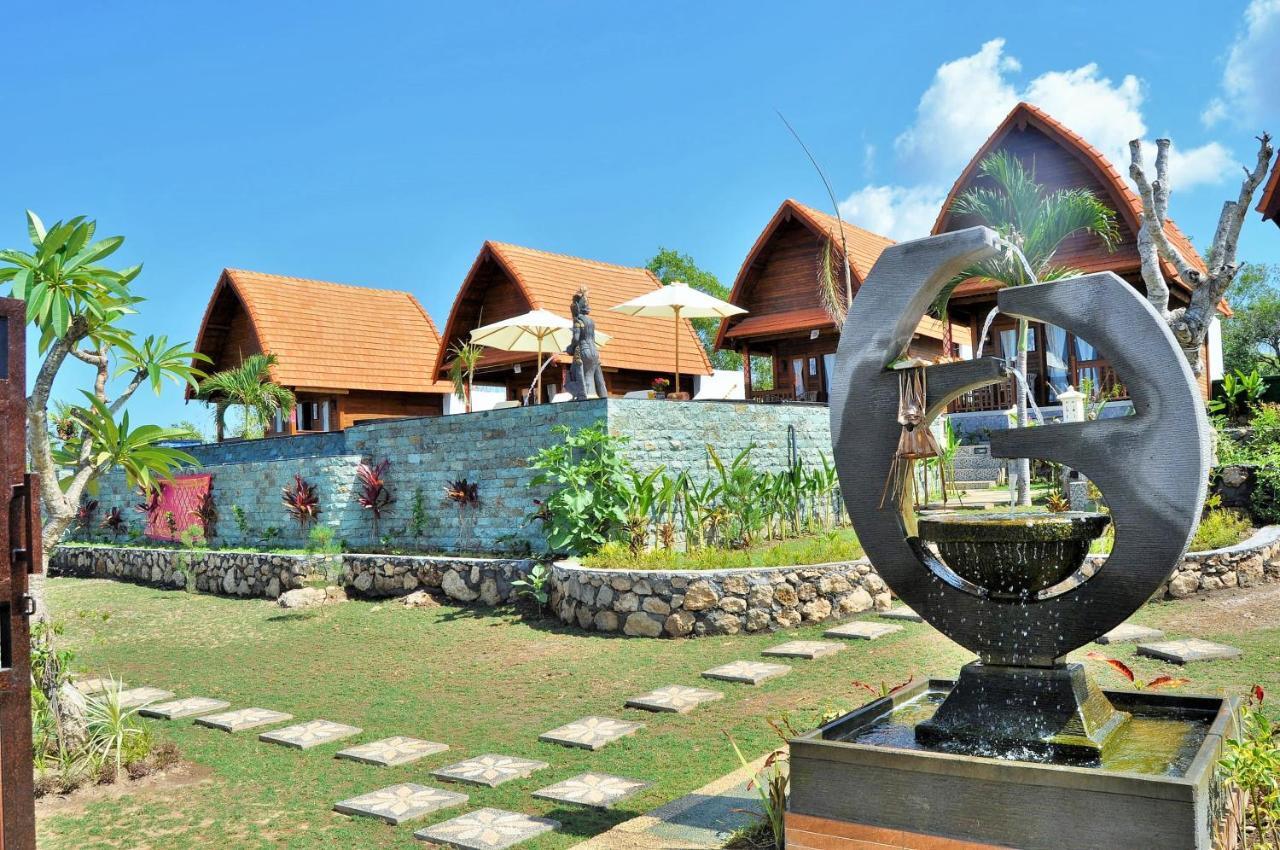 Reynten Hill Resort Batununggul Exterior photo